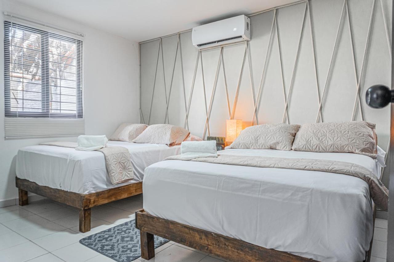 Pako Stays - Luxurious & Spacious 2 Bedroom Apartments Close To The Beach, Free Wi-Fi, Ideal Location In Downtown Cancun Centro エクステリア 写真